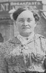 Elizabeth Jordan, nee Wood in England circ 1910-11; alternating with her in California circa 1920-24